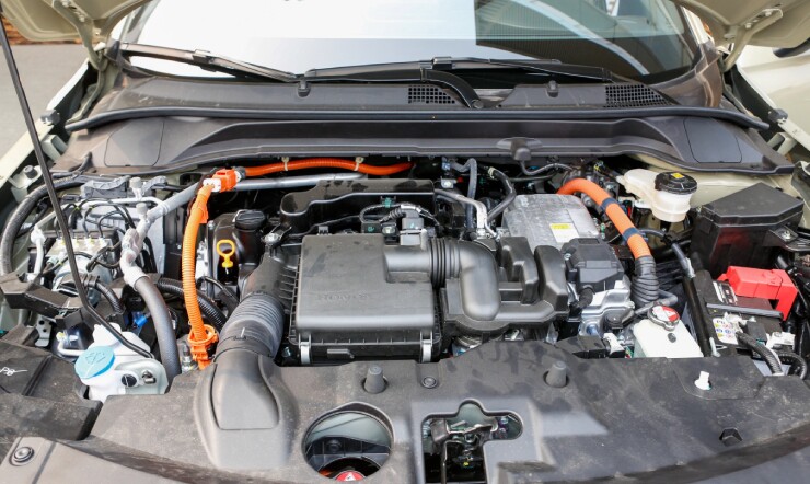 Mổ xẻ ưu nhược điểm của bộ tứ SUV đang nổi hiện nay - 2