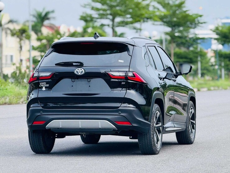 Mổ xẻ ưu nhược điểm của bộ tứ SUV đang nổi hiện nay - 8