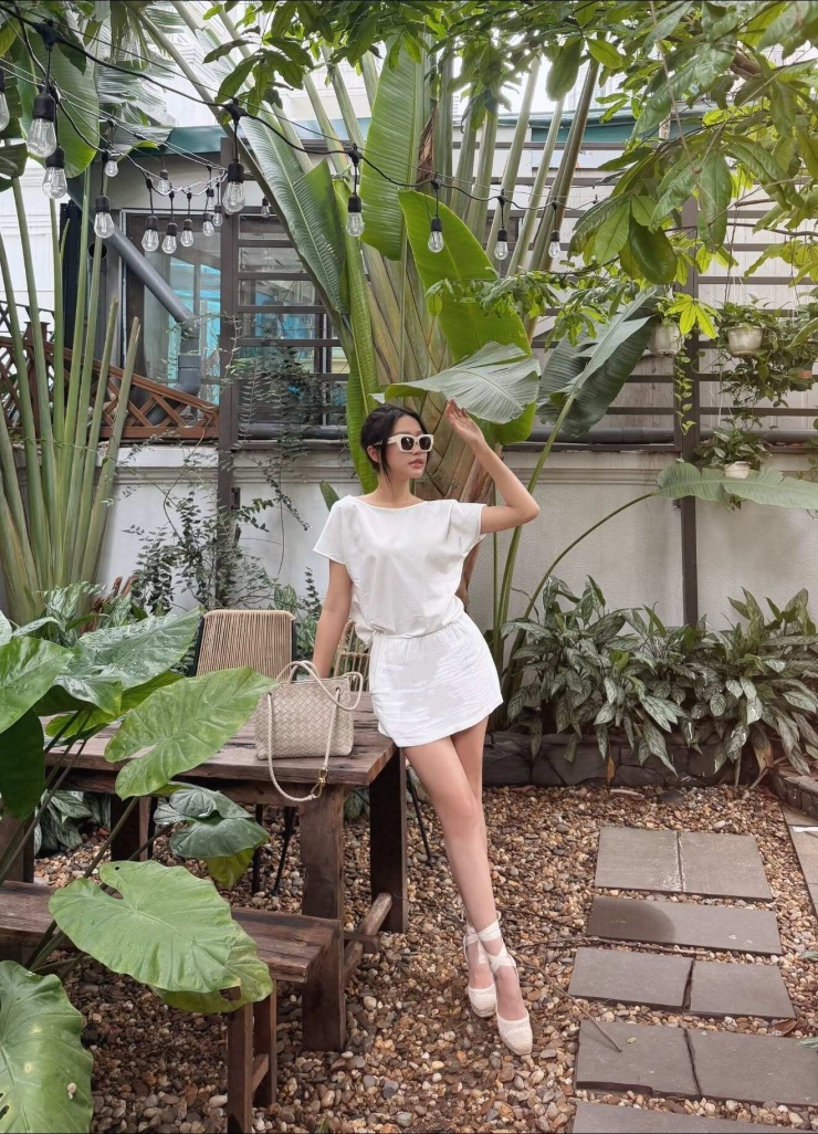 Doãn Hải My khẳng định màu trắng không bao giờ lỗi mốt, tips phối đồ hè thanh lịch mà quyến rũ - 7