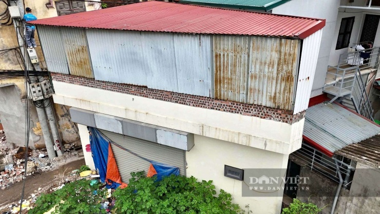 Nhiều công trình có mặt tiền chỉ vài mét, hình dáng méo mó trở thành hình ảnh quen thuộc sau công tác giải phóng mặt bằng. Ảnh: Ngọc Hải