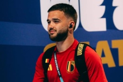 Trực tiếp chuyển nhượng sáng 18/7: Lộ diện mục tiêu tiếp theo của Man United