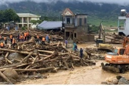 Hiện trường ngổn ngang sau trận lũ dữ kinh hoàng ở Mường Than, Lai Châu