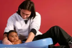 Messi lên tiếng về tấm ảnh lịch sử với Yamal