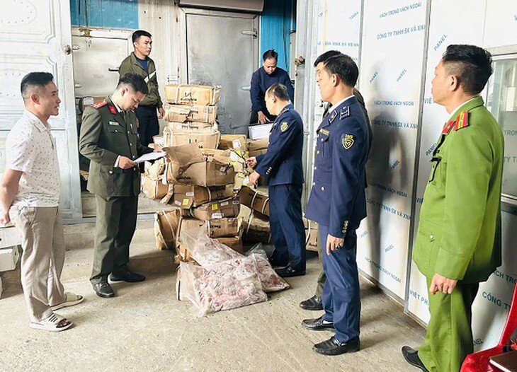 Đề xuất người sản xuất, buôn bán lương thực, thực phẩm, phụ gia hoặc thức ăn chăn nuôi không bảo đảm chất lượng bị phạt tới 12 năm tù. Ảnh minh họa