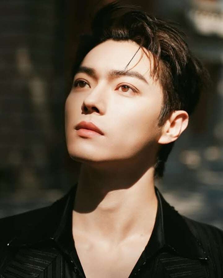 Hứa Khải ghi dấu với vẻ ngoài điển trai và nhiều vai diễn cổ trang được yêu thích. (Ảnh: Instagram Hứa Khải)