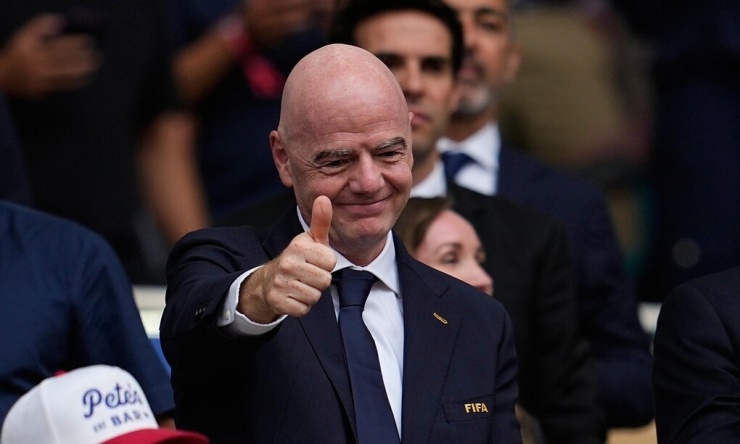 Chủ tịch FIFA Gianni Infantino dự khán trận tứ kết World Cup giữa Na Uy và Anh trên sân Hard Rock ở Miami Gardens, bang Florida, Mỹ ngày 11/7/2026. Ảnh: AP