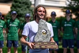 Nóng nhất thể thao tối 19/7: Tsitsipas giành danh hiệu đầu tiên sau 16 tháng