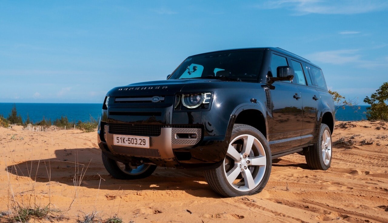 Land Rover Defender không đơn thuần là một mẫu SUV hạng sang.