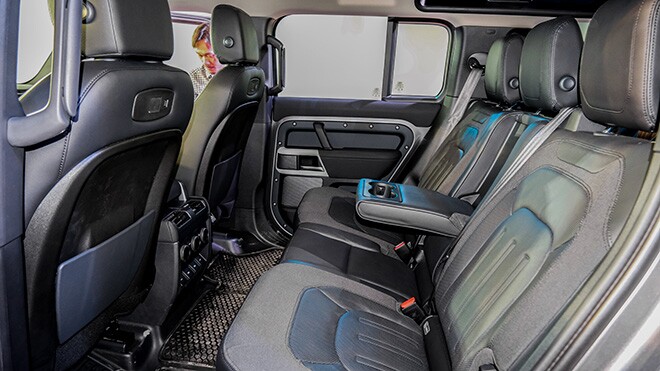 Trải nghiệm xe Defender trên cung đường đa địa hình đẹp nhất Việt Nam - 4