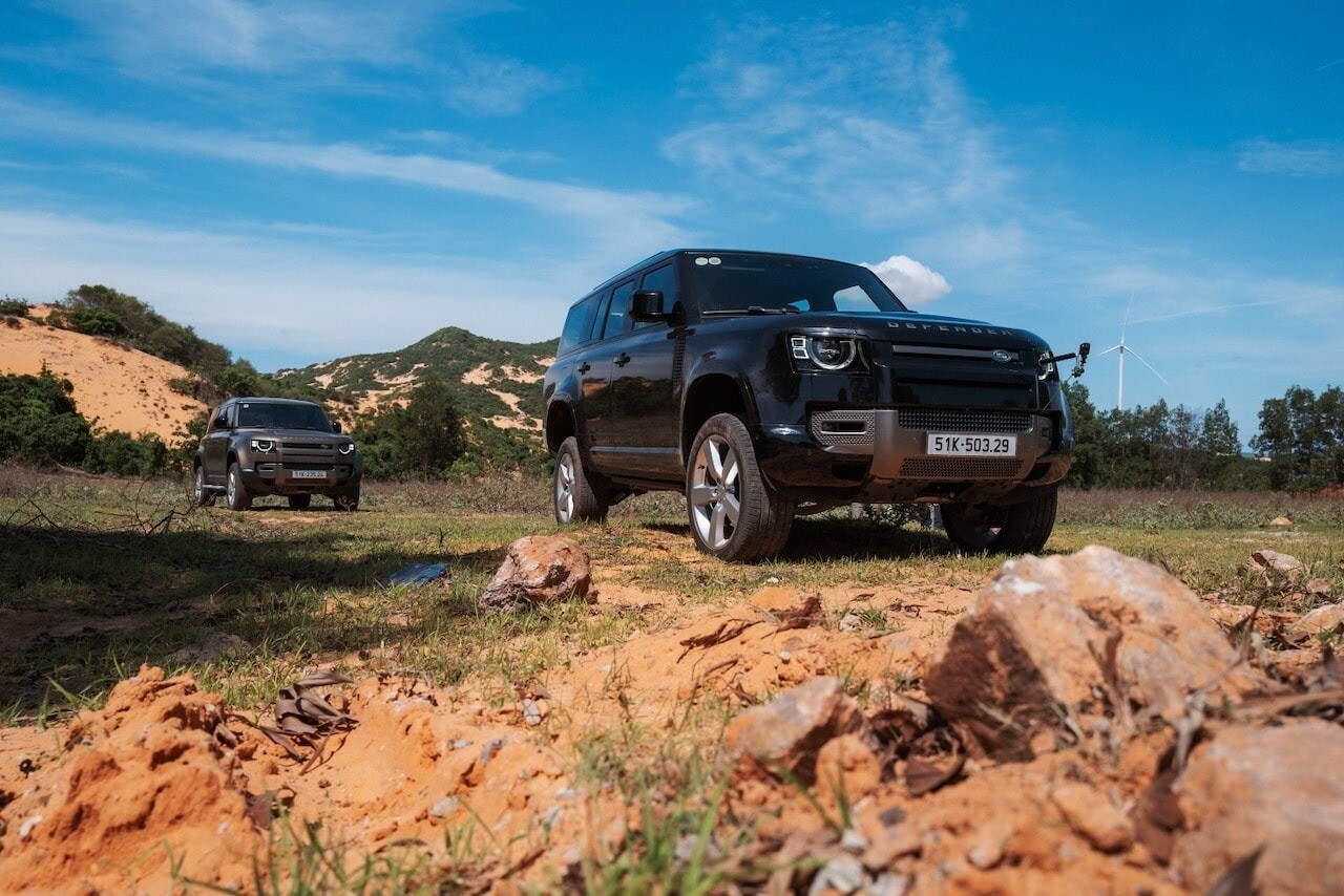 Trải nghiệm xe Defender trên cung đường đa địa hình đẹp nhất Việt Nam - 6