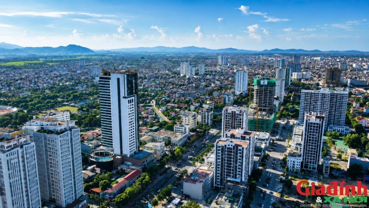 Giá chung cư Nghệ An đang có xu hướng hạ nhiệt sau giai đoạn tăng nóng, nhiều chủ nhà giảm giá hàng trăm triệu đồng nhưng thanh khoản thị trường vẫn khá chậm.
