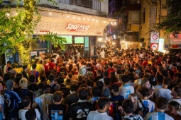 Phố cổ Hà Nội thức trắng cùng chung kết World Cup 2026