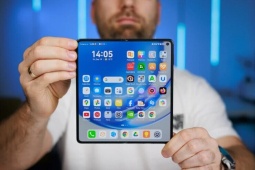 Samsung sẽ liên tục bại trận trên thị trường smartphone màn hình gập?