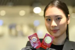 Giá vàng tiếp đà giảm