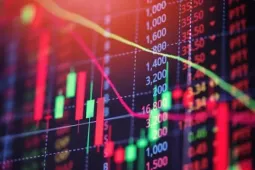 Khoảng 600 mã giảm, chứng khoán chìm trong sắc đỏ, VN-Index mất gần 44 điểm