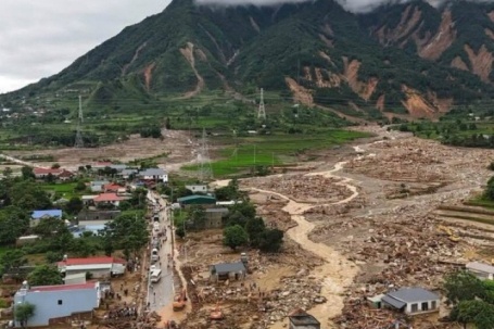 Những việc không nên làm để an toàn khi có sạt lở đất