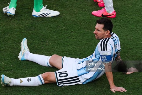 Vì sao Messi không về Argentina mừng công sau ngôi á quân World Cup?