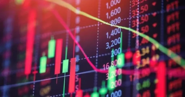 Khoảng 600 mã giảm, chứng khoán chìm trong sắc đỏ, VN-Index mất gần 44 điểm