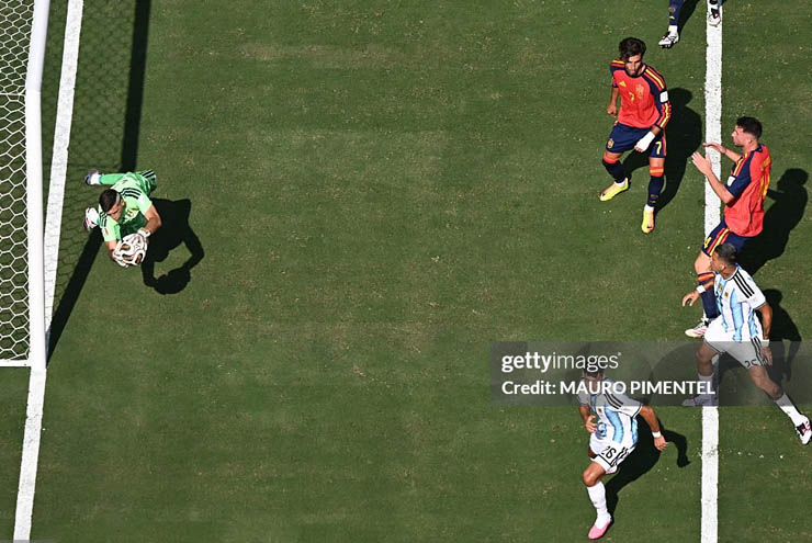 Trực tiếp bóng đá Tây Ban Nha - Argentina: Bảo toàn thành quả, lên ngôi rực rỡ (CK World Cup) (Hết giờ) - 4