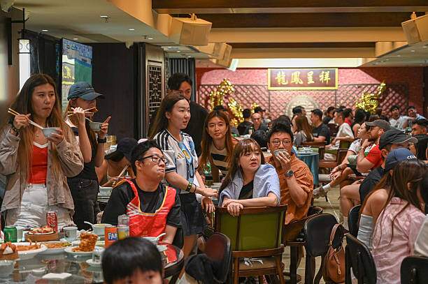 Triệu fan Tây Ban Nha mở hội: "Nổ tung" vì Torres ghi bàn hạ gục Argentina - 18