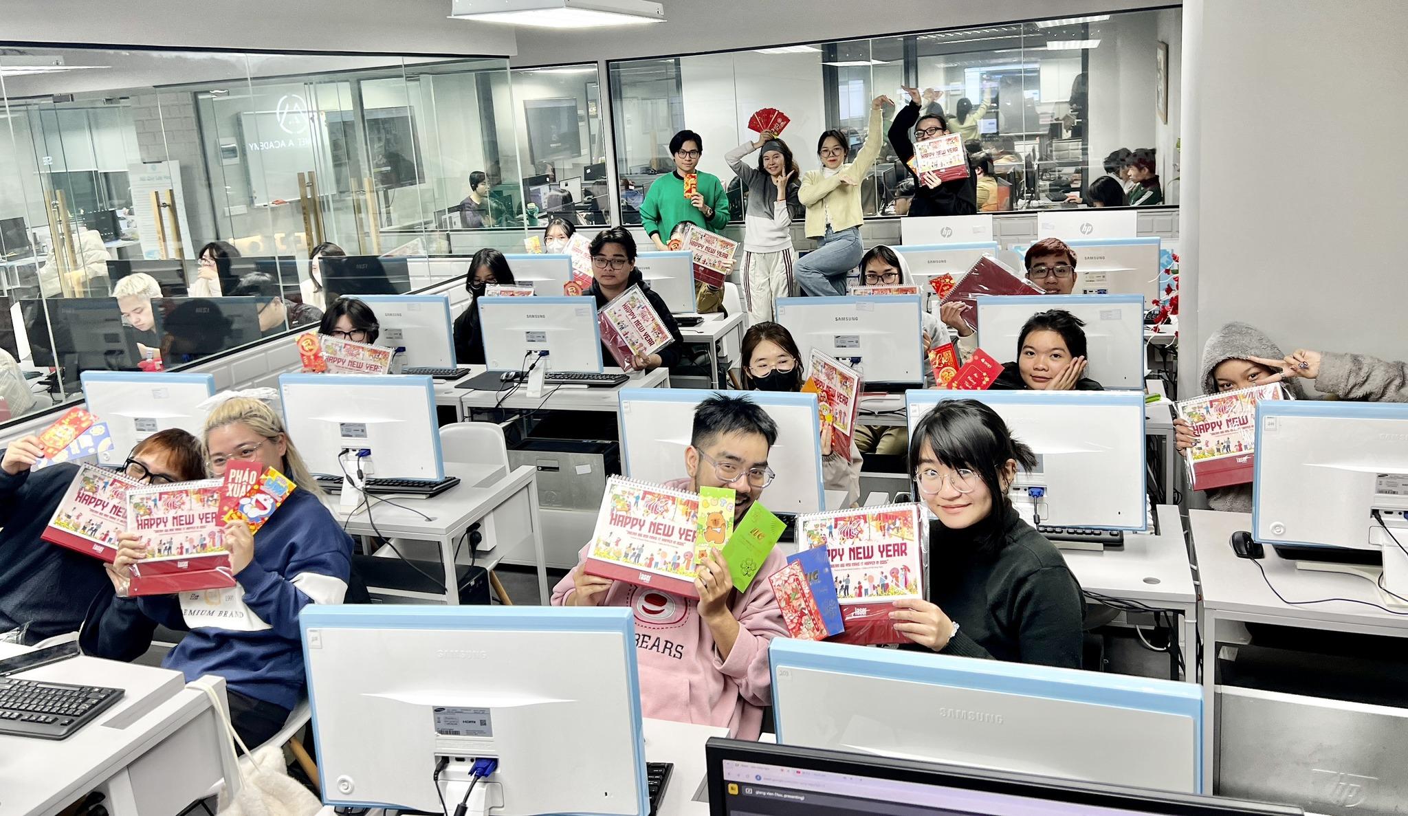 Cộng đồng học viên của Master Media Academy bao gồm học sinh, sinh viên, người đi làm và học viên quốc tế.