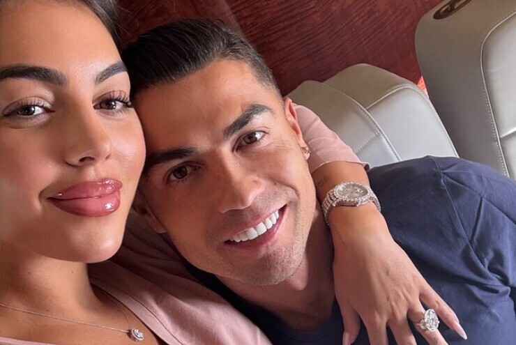 Vị hôn thê Ronaldo nói bị mạo danh đăng status chế giễu Argentina