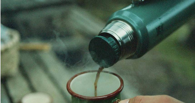 Nếu bạn đang đựng nước vào bình giữ nhiệt, cần được biết điều quan trọng này - 8