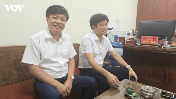Ông Hoàng Văn Quý, Hiệu trưởng Trường THPT Lương Tài, tỉnh Bắc Ninh chia sẻ về sự việc với phóng viên Báo Điện tử Tiếng nói Việt Nam (VOV)
