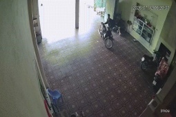 Clip: Màn rượt đuổi nghẹt thở, tên trộm bỏ xe máy tháo chạy trong tích tắc