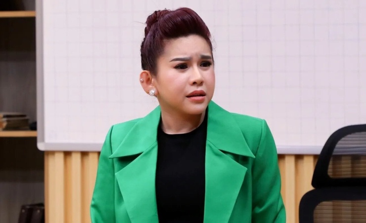Nghệ sĩ Bình Tinh nộp đơn tố giác lên công an vì cho rằng bị xúc phạm.&nbsp;