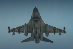 Tướng Mỹ xác nhận F-16 Ukraine lần đầu hạ tiêm kích Nga trên không