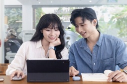 Mùa tựu trường, mua thiết bị công nghệ thế nào để không tốn kém?