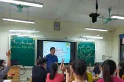 Đề xuất cấm ban đại diện cha mẹ học sinh thu hộ các khoản cho trường học