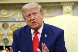 Tổng thống Trump tuyên bố Mỹ sẽ sớm tấn công 'pháo đài ngầm' Pickaxe của Iran