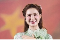 Hòa Minzy ủng hộ 100 triệu đồng giúp người dân Lai Châu