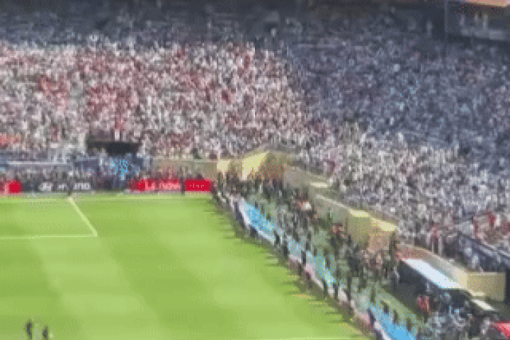 60 giây ở chung kết World Cup gây sốc toàn tập
