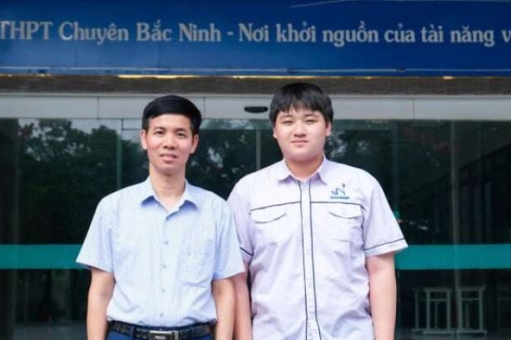 Nam sinh giành HCV Olympic Vật lí quốc tế 2026: Học trường "hot" nhất tỉnh, có bố từng đạt học sinh giỏi quốc gia