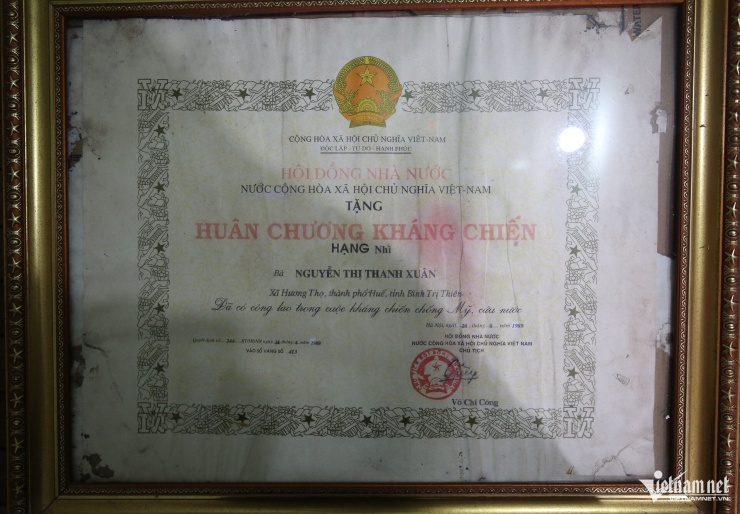 Bức ảnh đặc biệt trong phòng ngủ của Bà mẹ Việt Nam Anh hùng - 4