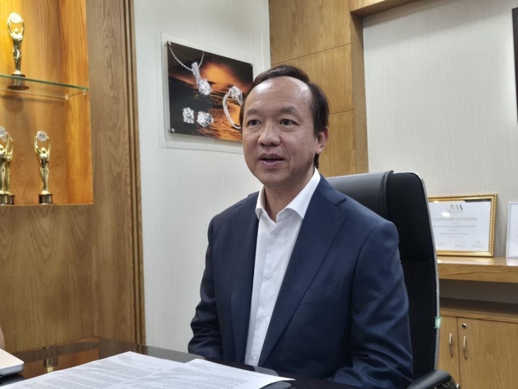 Ông Phan Quốc Công, Tổng Giám đốc PNJ