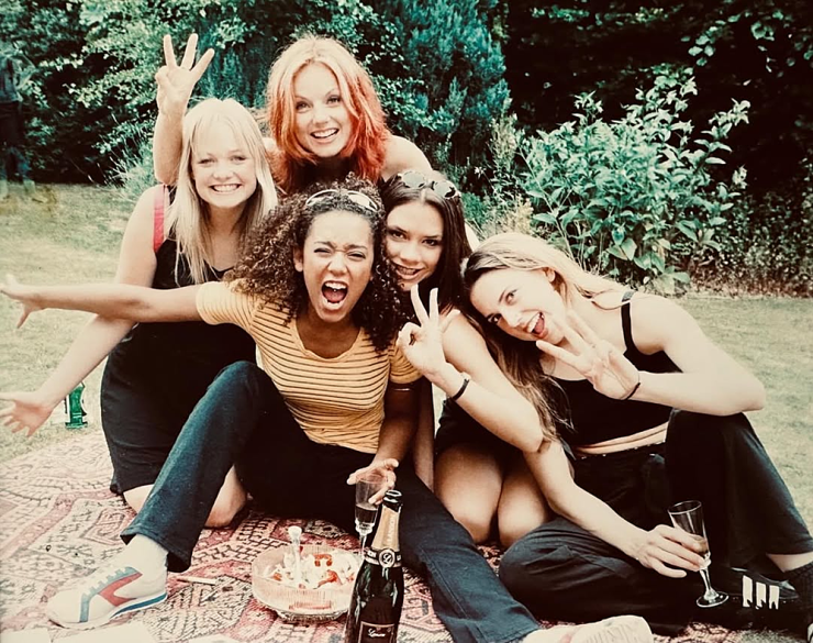 Spice Girls ngày ấy, bây giờ - 1