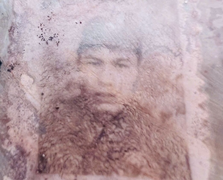 Hình ảnh được tìm thấy trong album