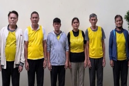 Công an TPHCM bắt băng người Philippines chuyên dàn cảnh, dụ dỗ du khách đánh bài để chiếm đoạt tiền
