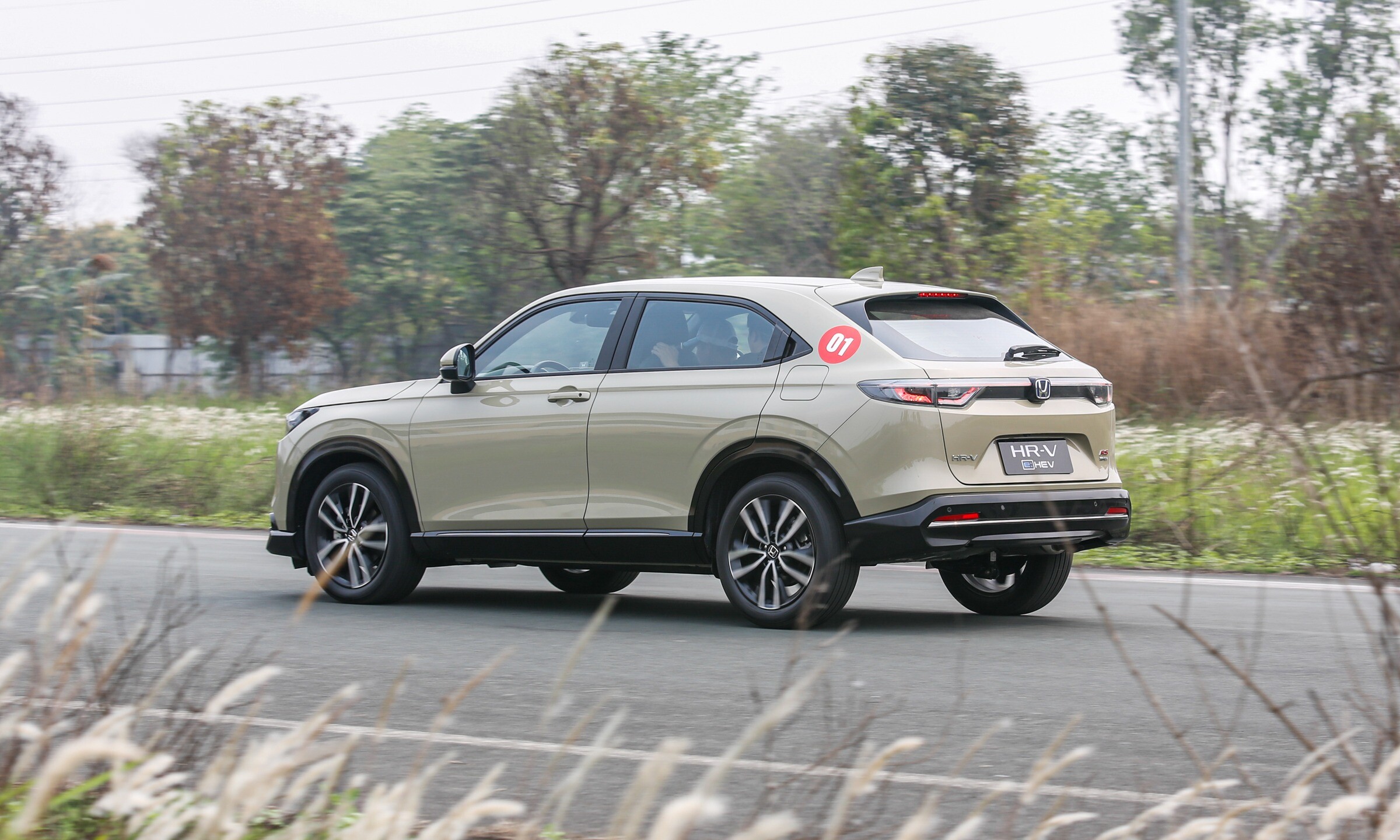So sánh Kia Seltos và Honda HR-V: Thiết kế thể thao và trang bị vượt trội - 4
