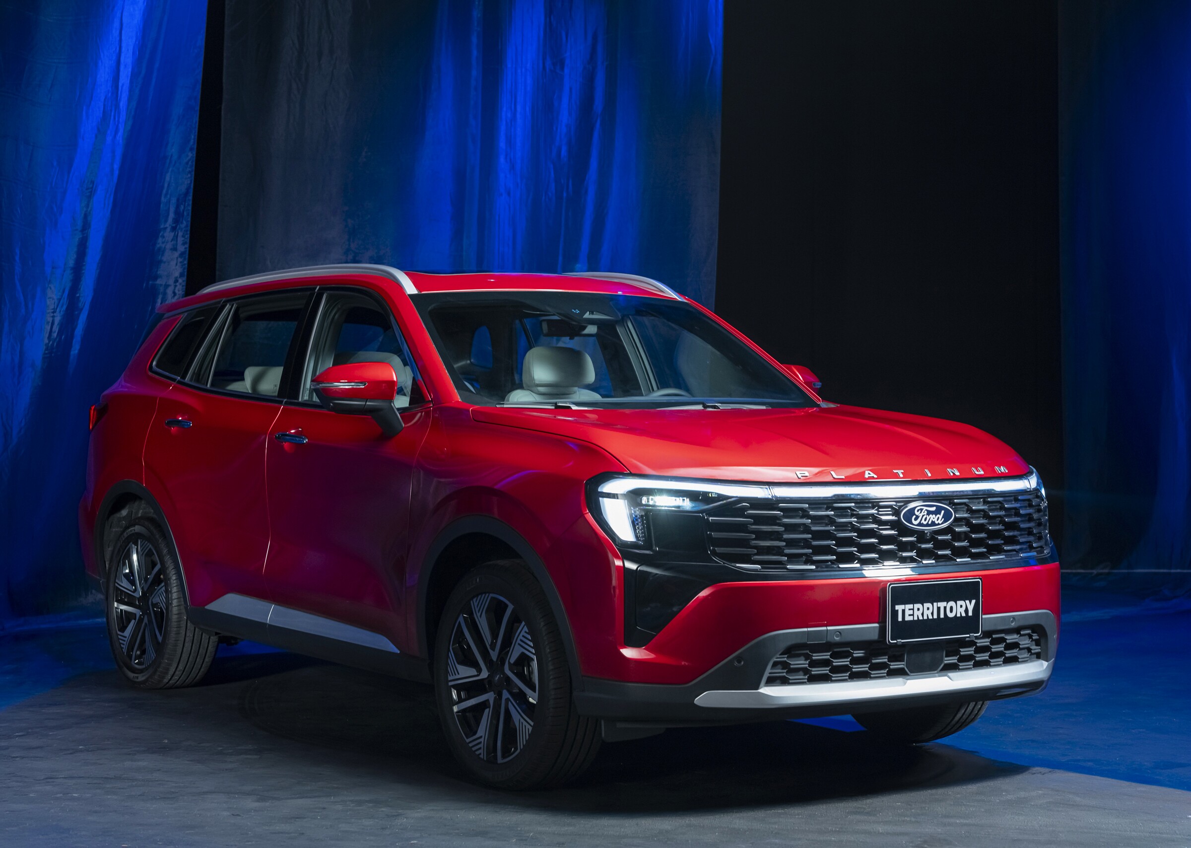 Platinum phiên bản cao cấp nhất của dòng xe C-SUV Territory tại Việt Nam. 