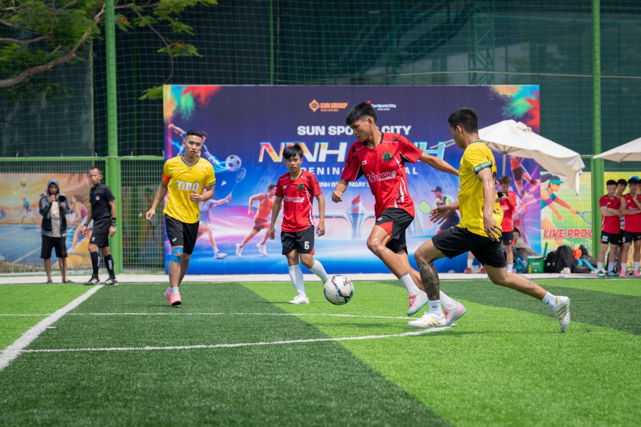 Chuỗi giải đấu bóng đá, pickleball khuấy động mùa hè tại Sun Sports City Ninh Binh.