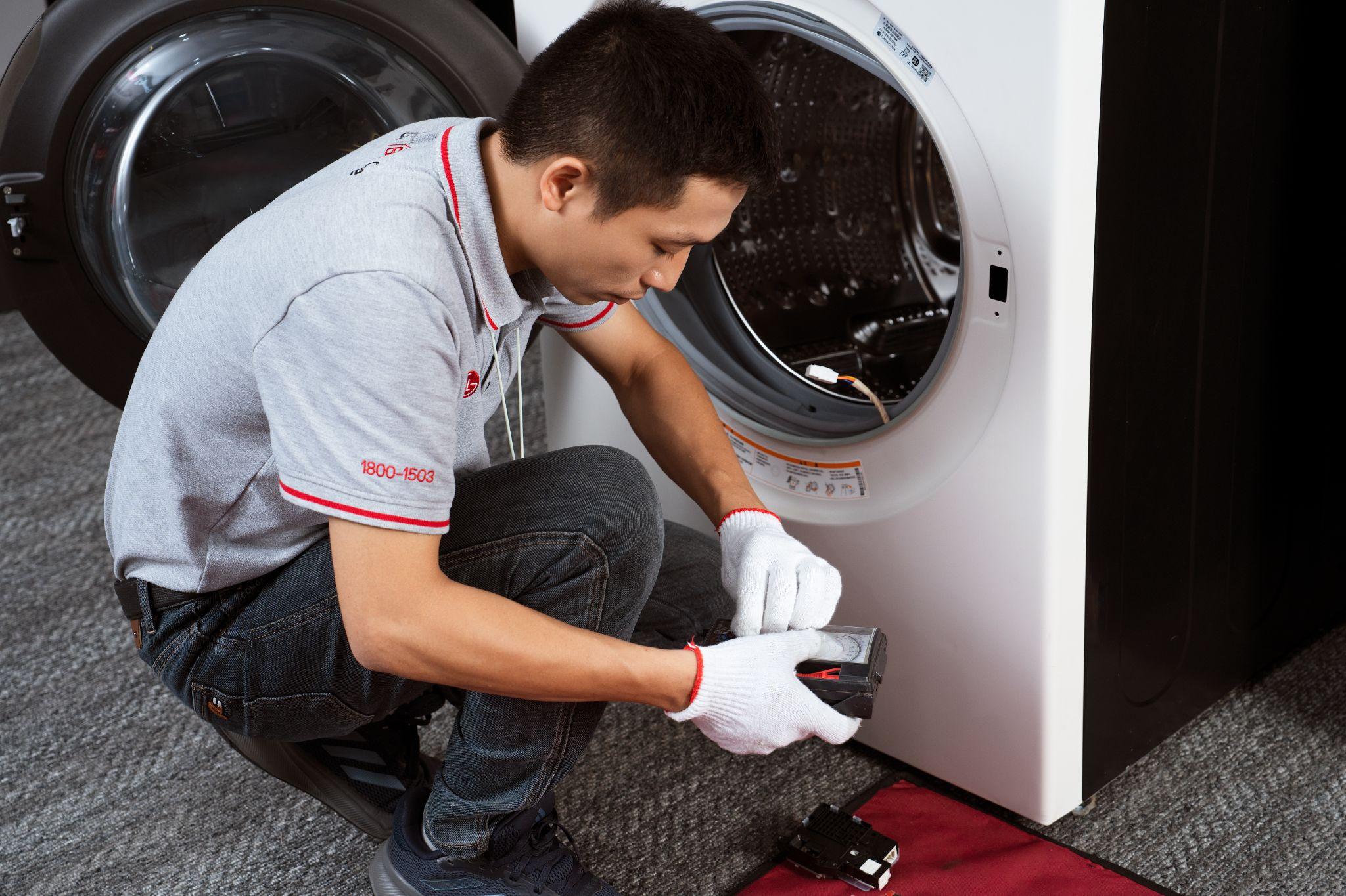 Dịch vụ bảo dưỡng chuyên sâu của LG áp dụng quy trình riêng biệt, giúp khách hàng yên tâm sử dụng sản phẩm lâu dài