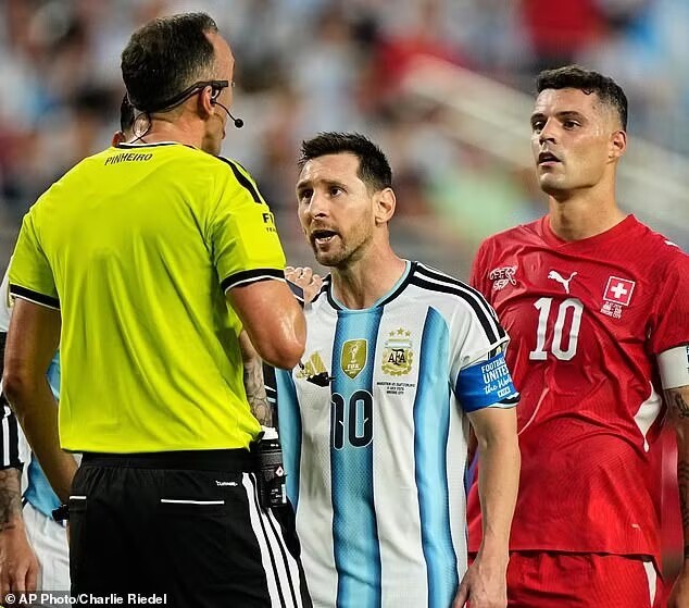 Đại diện FIFA bác bỏ cáo buộc thiên vị Messi và tuyển Argentina ở World Cup 2026.