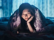 5 thói quen buổi tối khiến mỡ bụng âm thầm tích tụ trong lúc ngủ