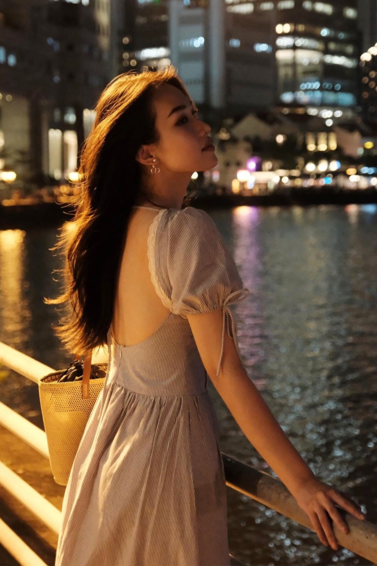 Gu mặc 'tiểu thư mong manh' của bạn gái thiếu gia Sơn Kim - 5
