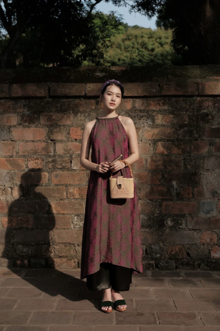 Gu mặc 'tiểu thư mong manh' của bạn gái thiếu gia Sơn Kim - 11